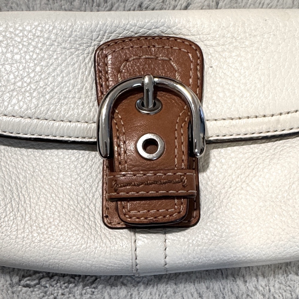 Coach Y2K Boho Leather Wristlet - Picture 2 of 15